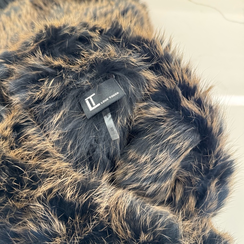Love Token Rabbit Fur Black Brown Pull Over Vest-S - Picture 4 of 10